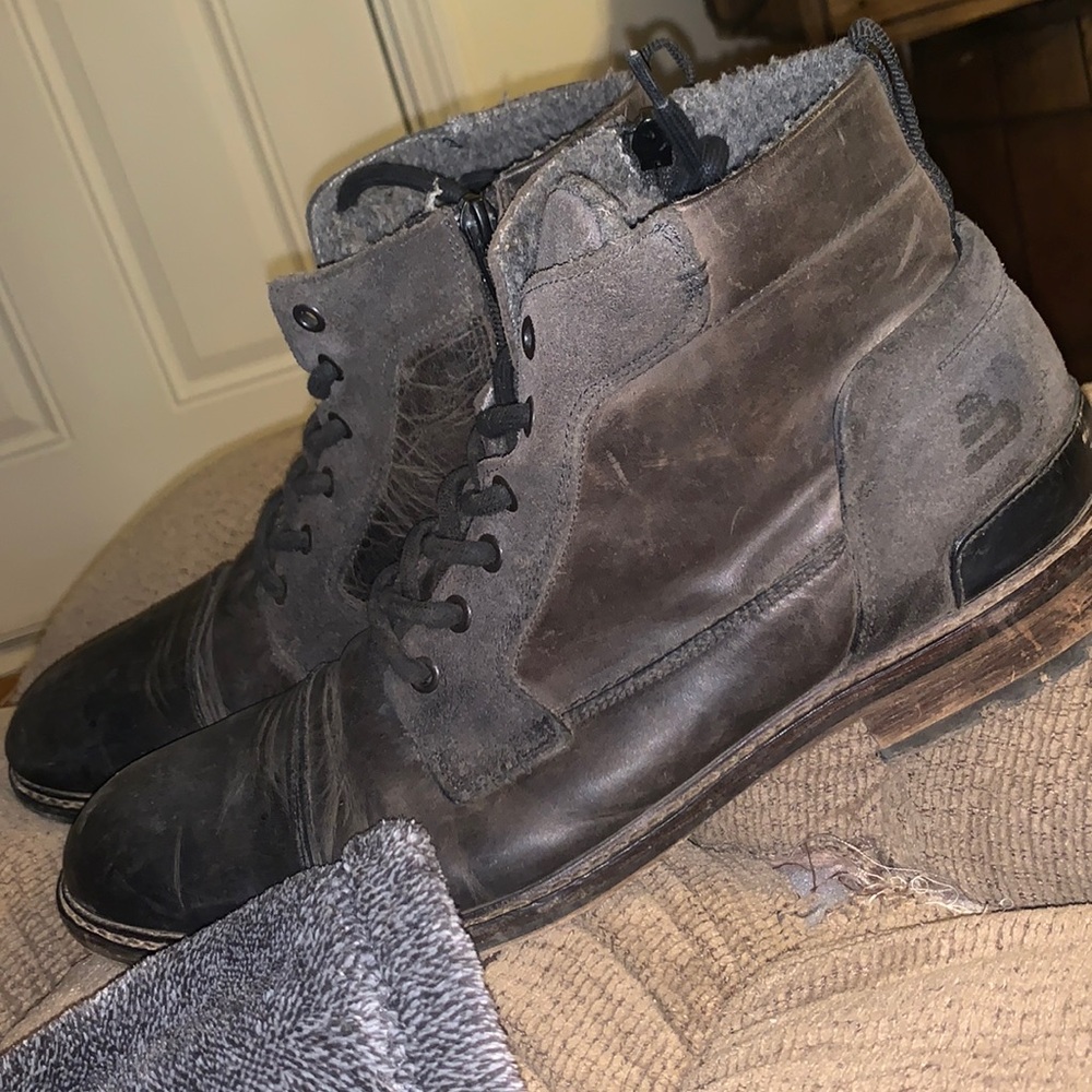 BullBoxer boots